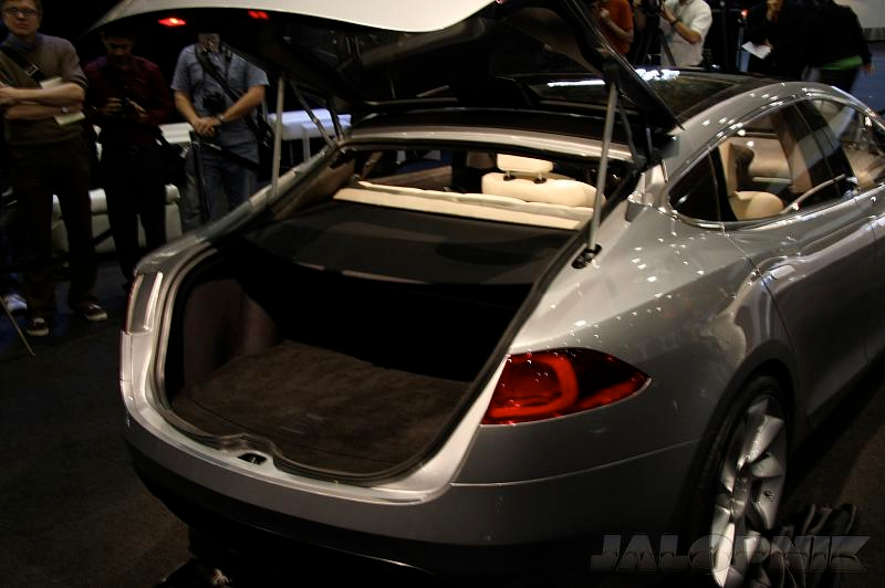 Illustration for article titled Tesla Model S Sedan Concept: $49,900 Seven-Seater Electric To Hit Streets In 2011
